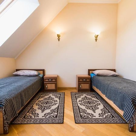 Koncha-Zaspa Spa Hotel Svaljava Eksteriør bilde