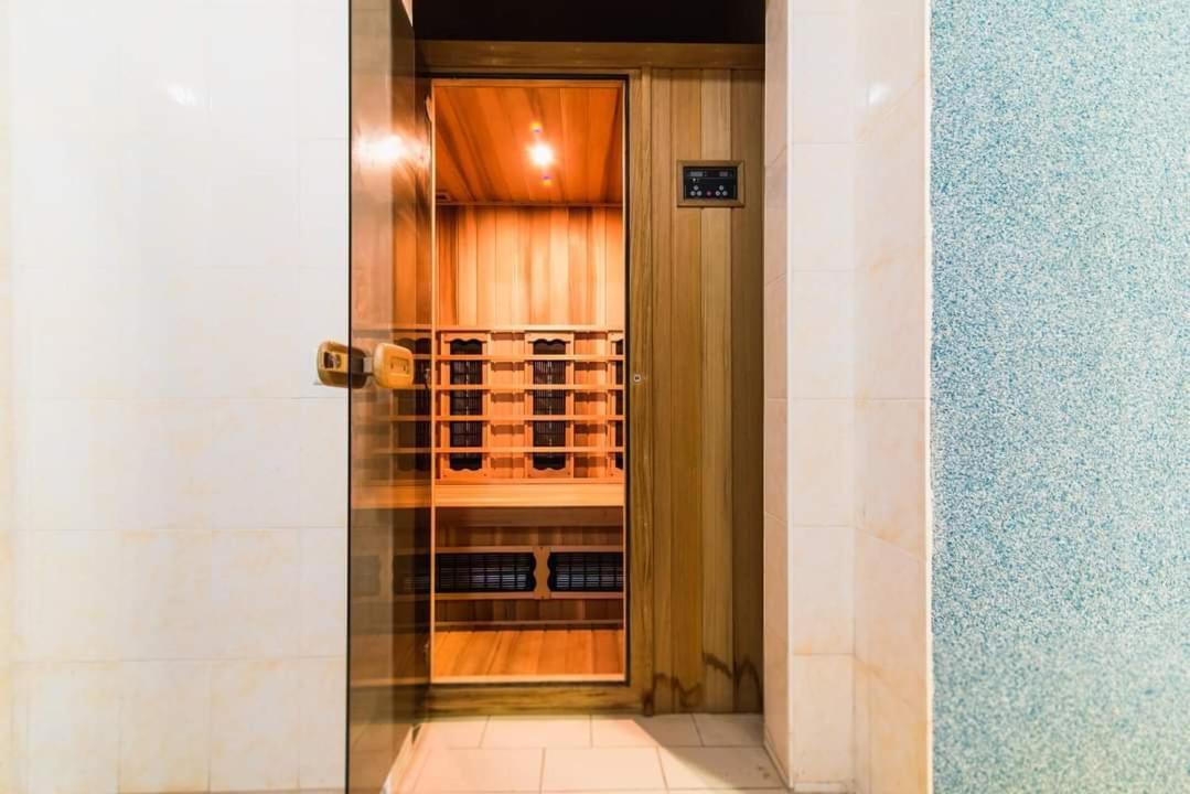 Koncha-Zaspa Spa Hotel Svaljava Eksteriør bilde