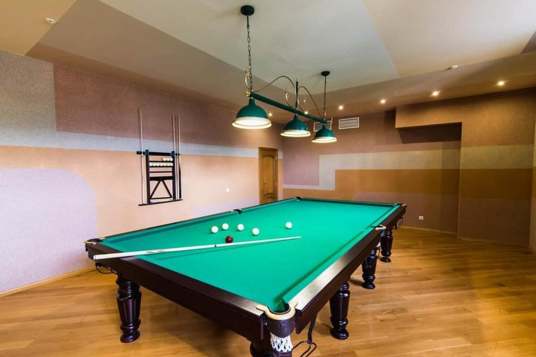 Koncha-Zaspa Spa Hotel Svaljava Eksteriør bilde