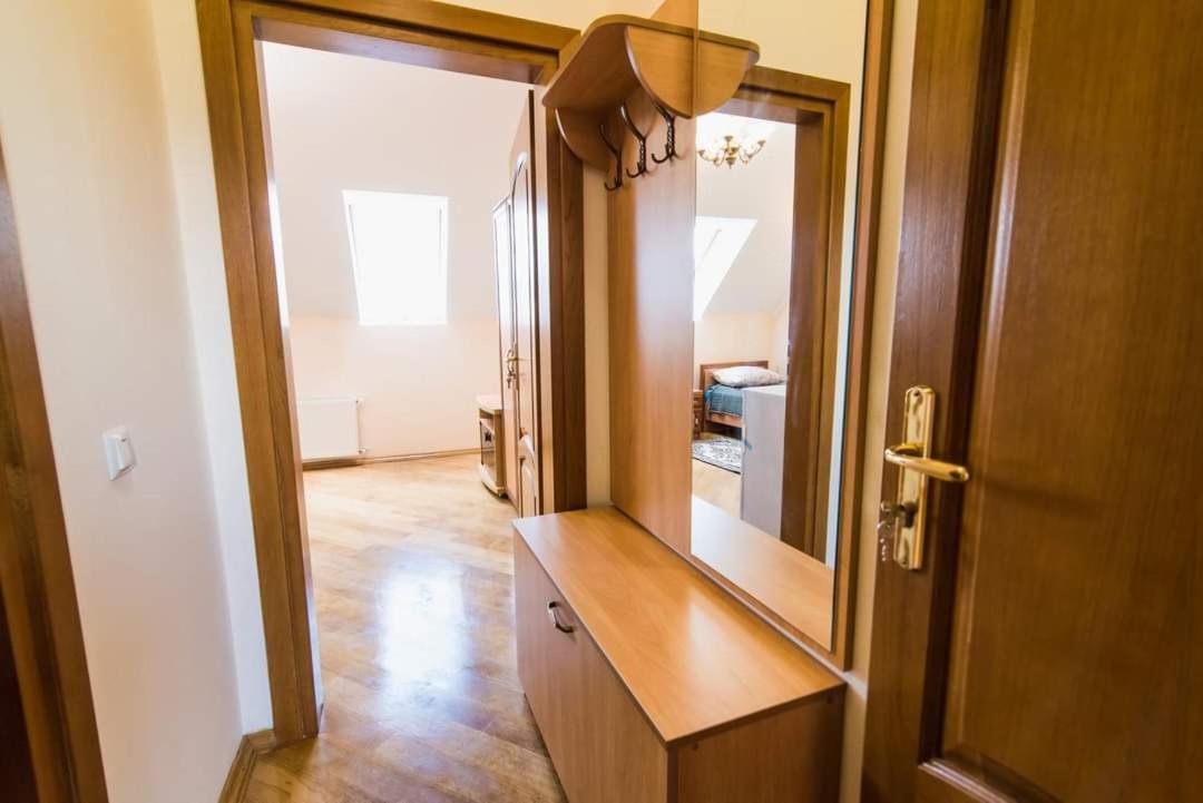 Koncha-Zaspa Spa Hotel Svaljava Eksteriør bilde