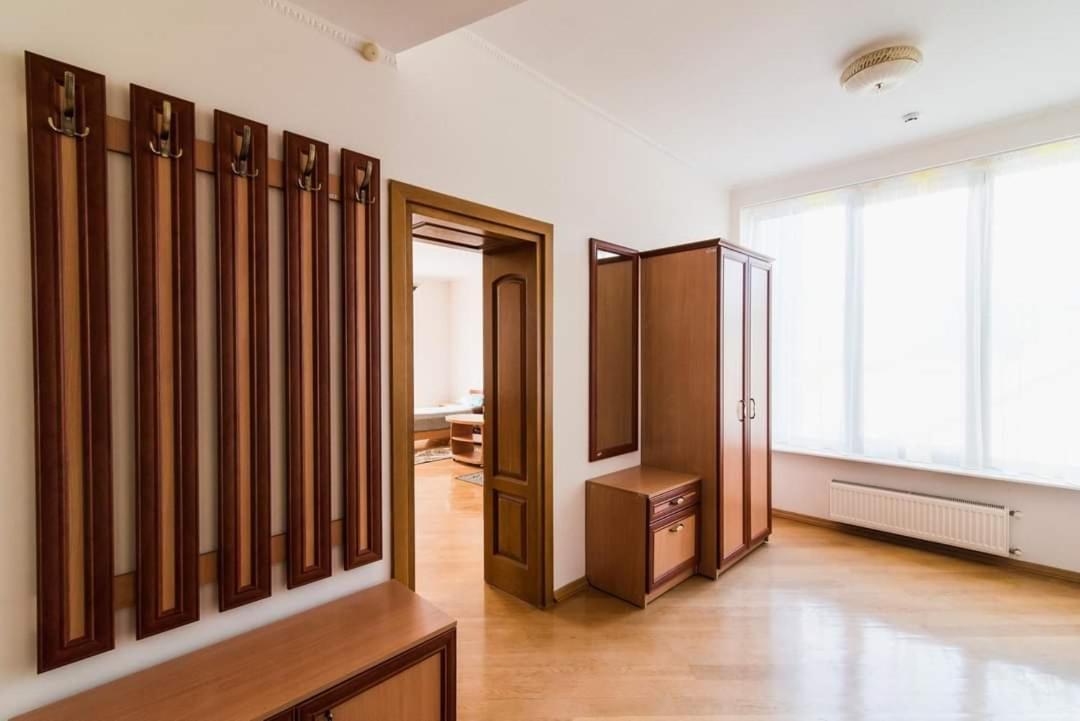Koncha-Zaspa Spa Hotel Svaljava Eksteriør bilde