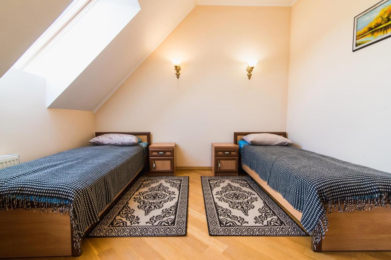 Koncha-Zaspa Spa Hotel Svaljava Eksteriør bilde
